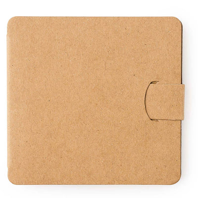 Set de colorat cu desene si creioane