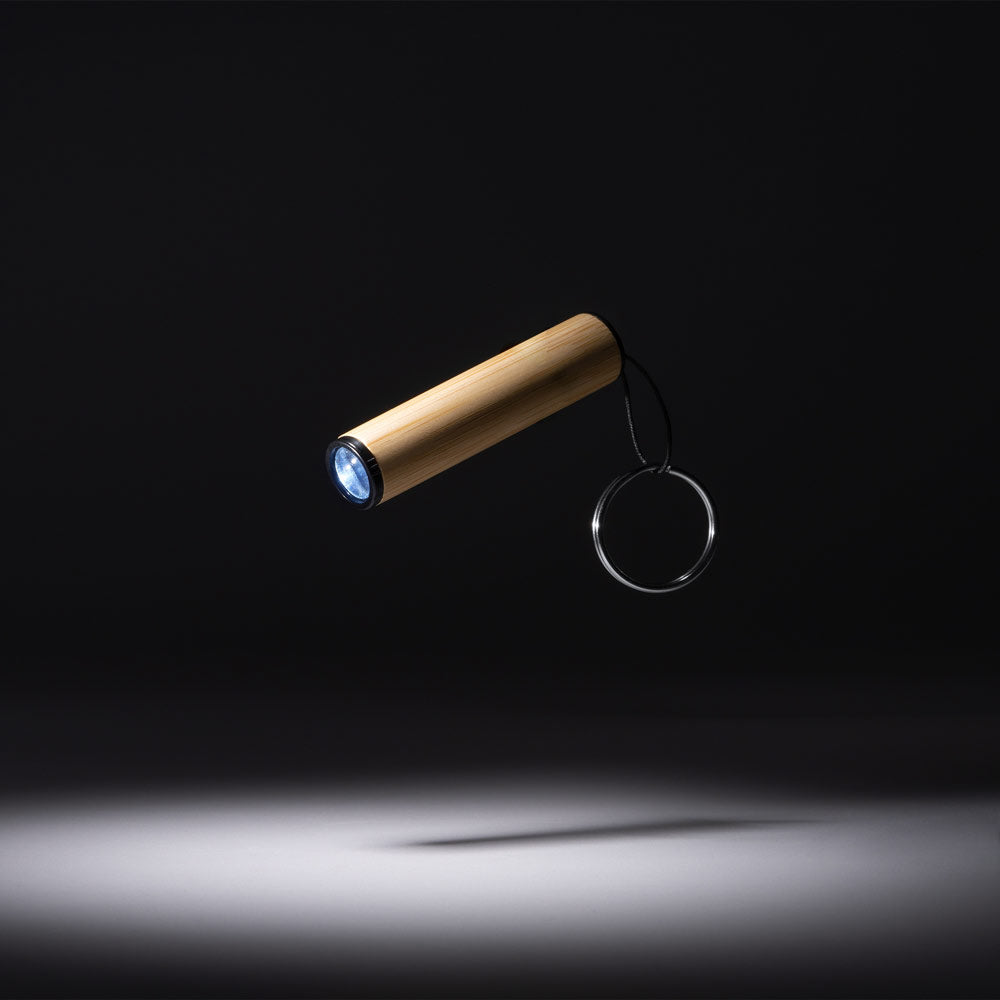 Mini lanterna breloc din lemn